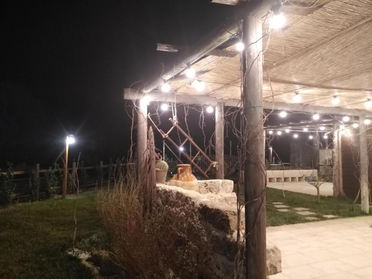 Masseria li Vecchi Squinzano Esterno foto